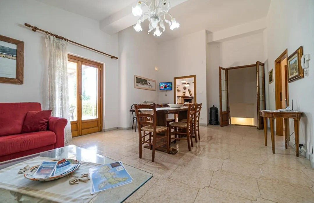 Villa Ray-1